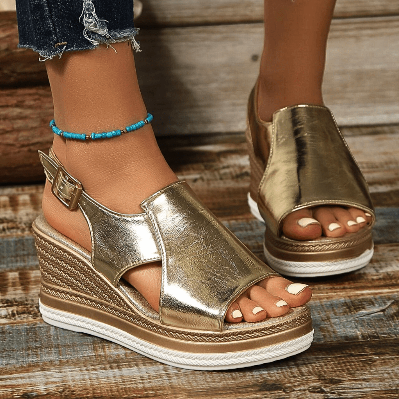 Baylie - Stilvolle Metallic-Sandalen
