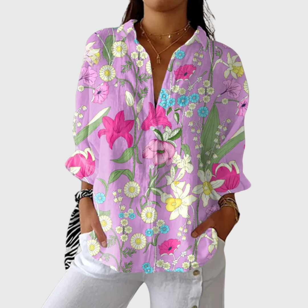 Leichte und farbenfroh bedruckte Bluse