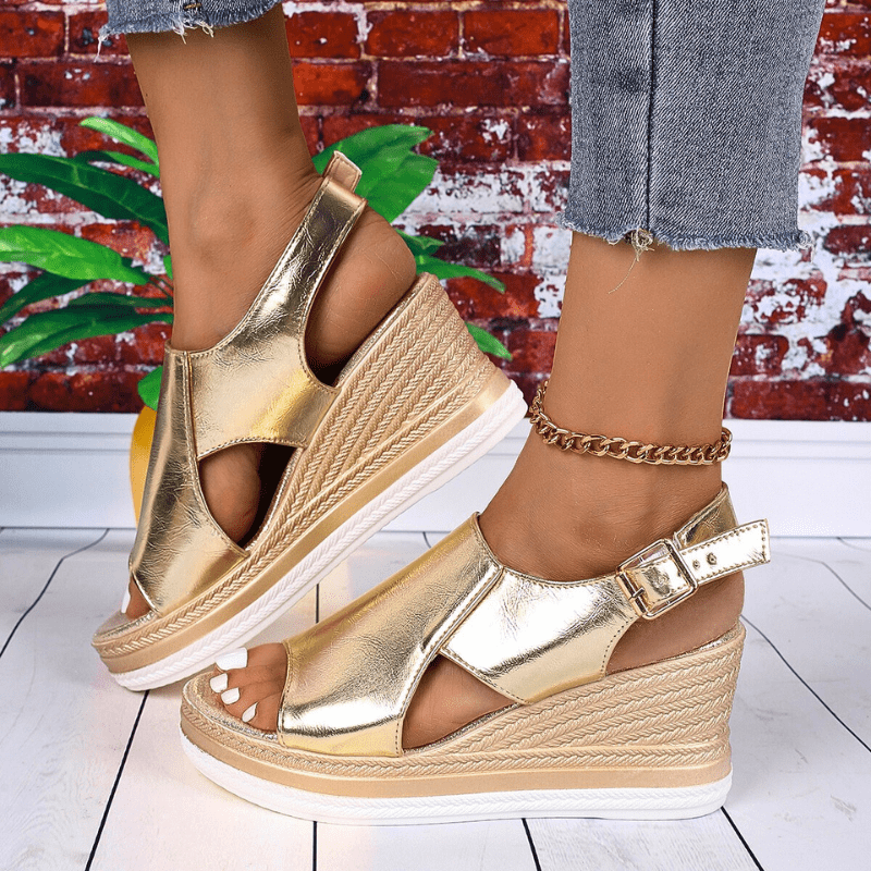 Baylie - Stilvolle Metallic-Sandalen