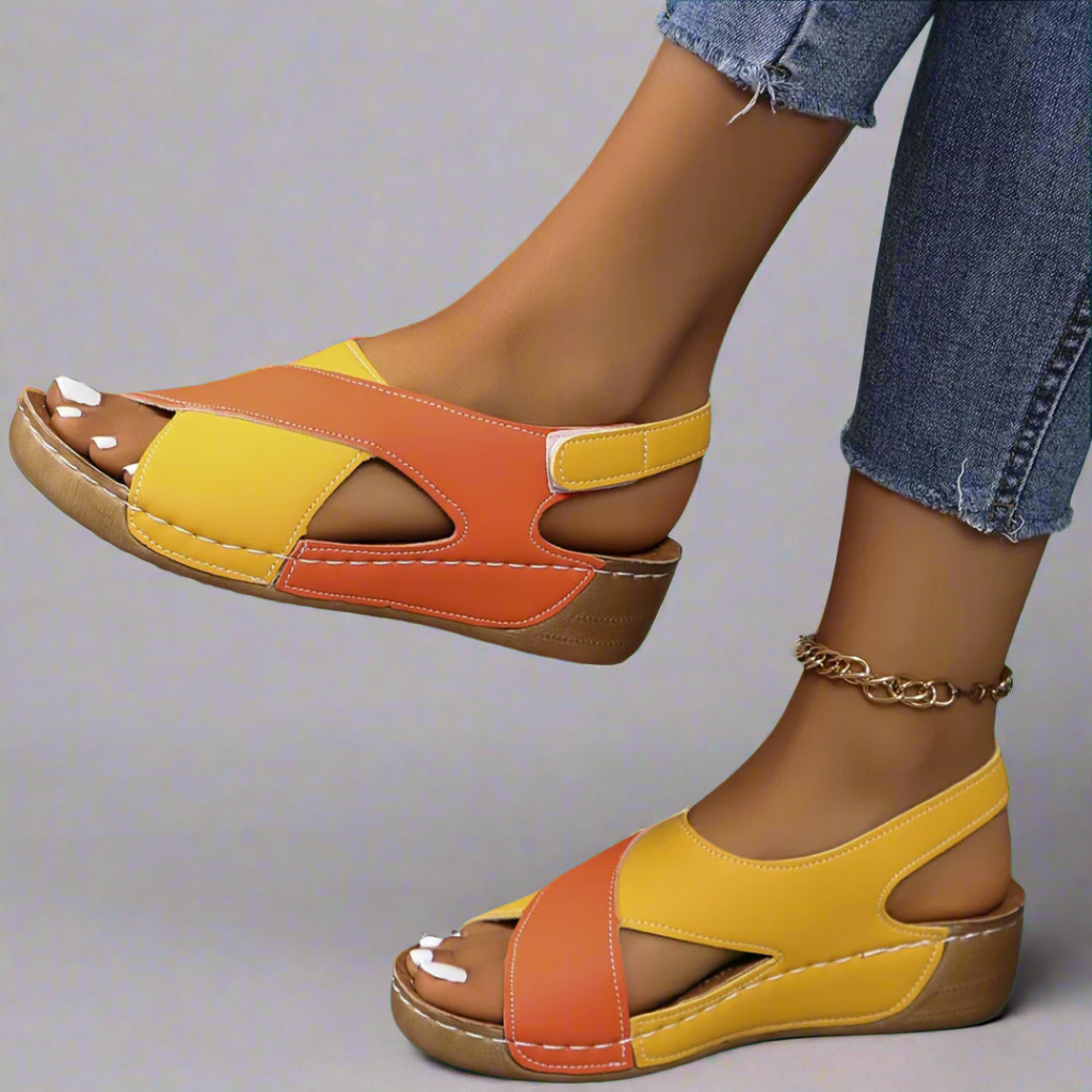 Kendra - Orthopädische Sandalen mit Farbblock-Design