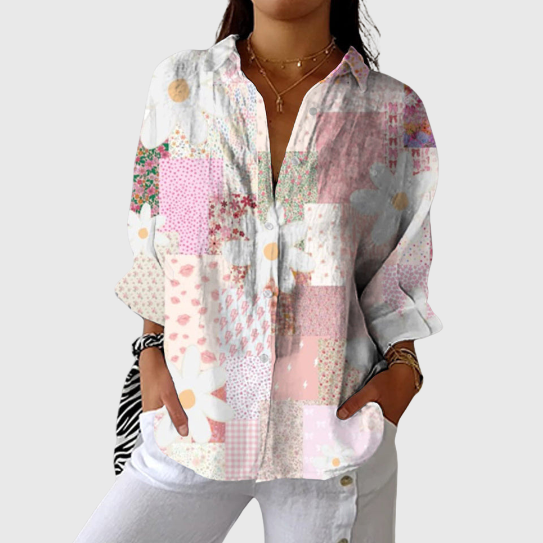 Leichte und farbenfroh bedruckte Bluse