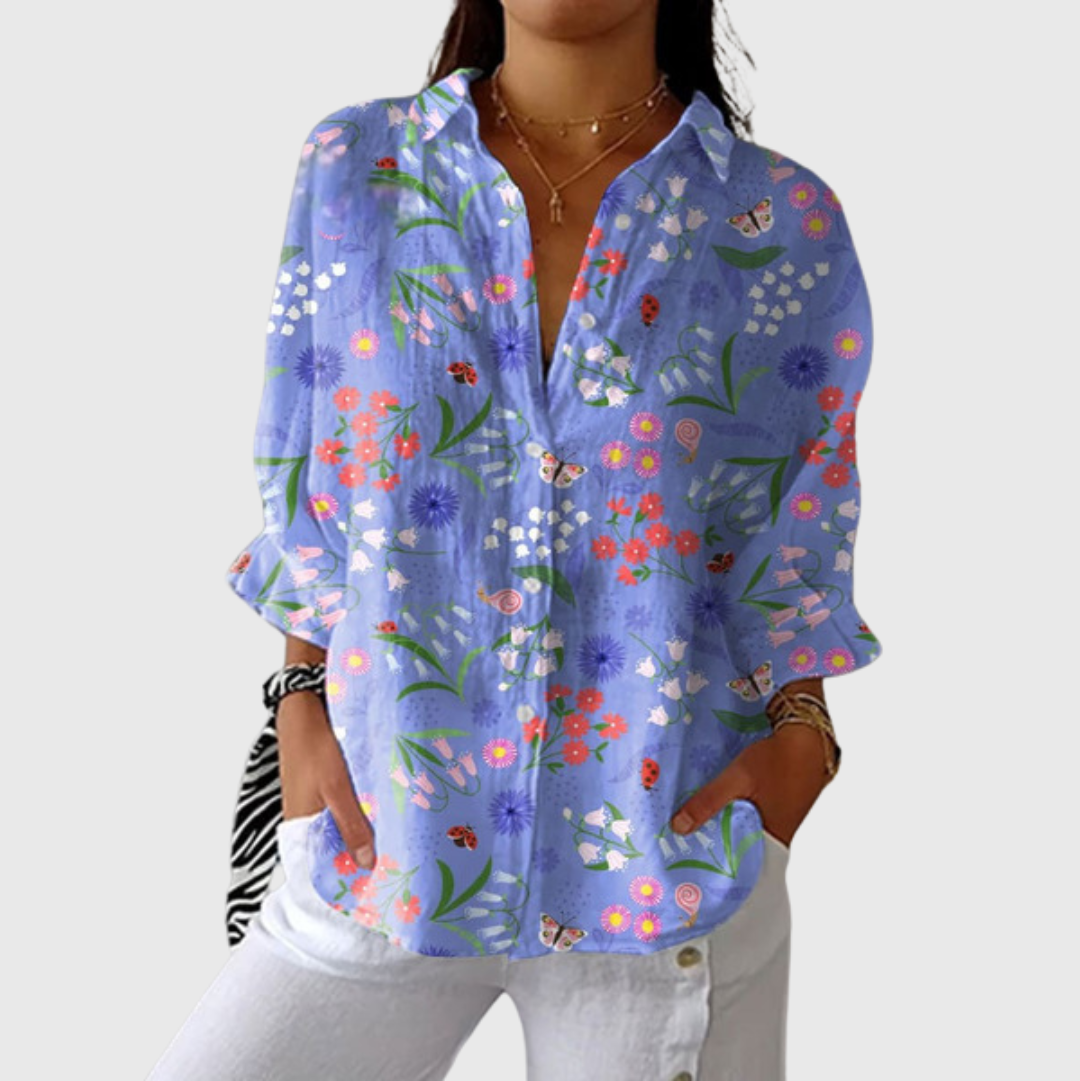 Leichte und farbenfroh bedruckte Bluse