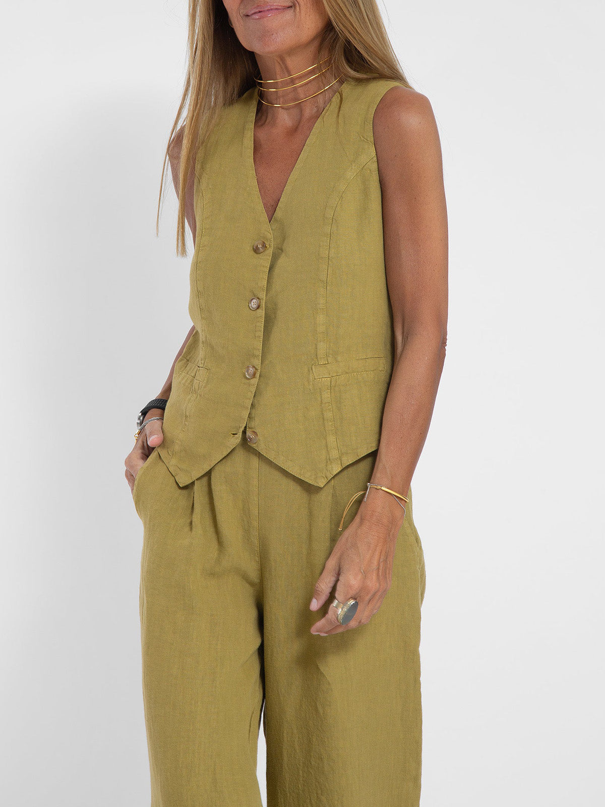 Aira - Set aus geknöpfter Weste und weit geschnittener Hose