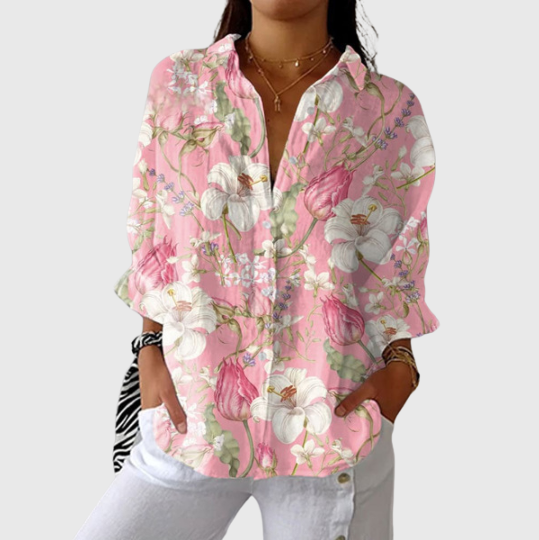 Leichte und farbenfroh bedruckte Bluse