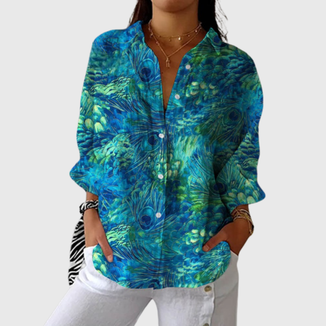 Leichte und farbenfroh bedruckte Bluse