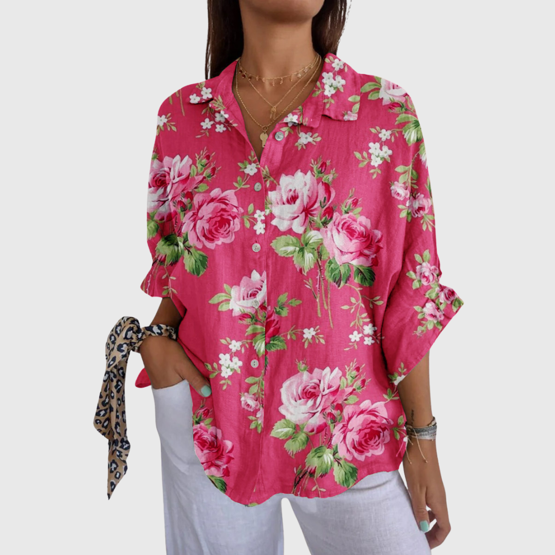 Leichte und farbenfroh bedruckte Bluse
