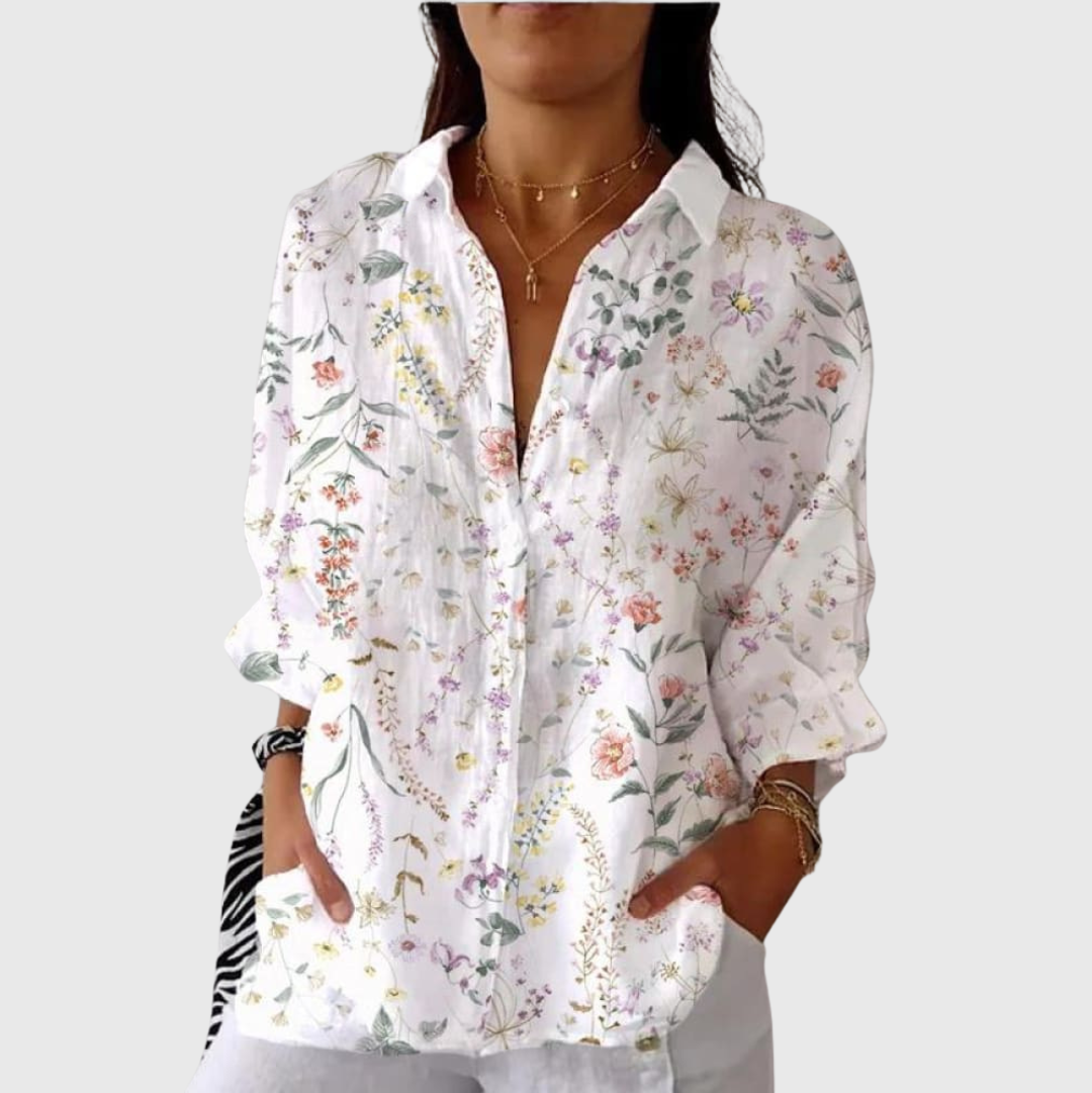 Leichte und farbenfroh bedruckte Bluse