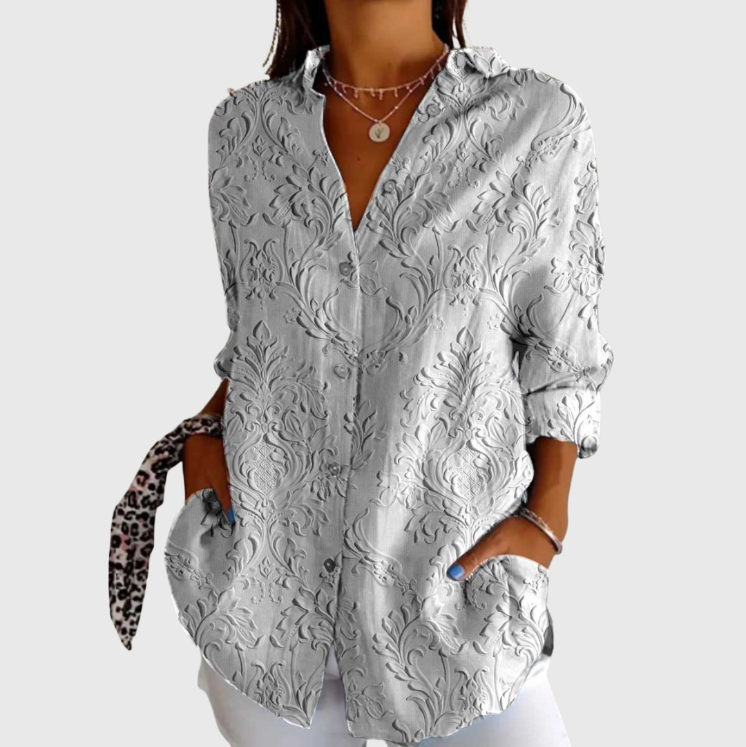 Leichte und farbenfroh bedruckte Bluse
