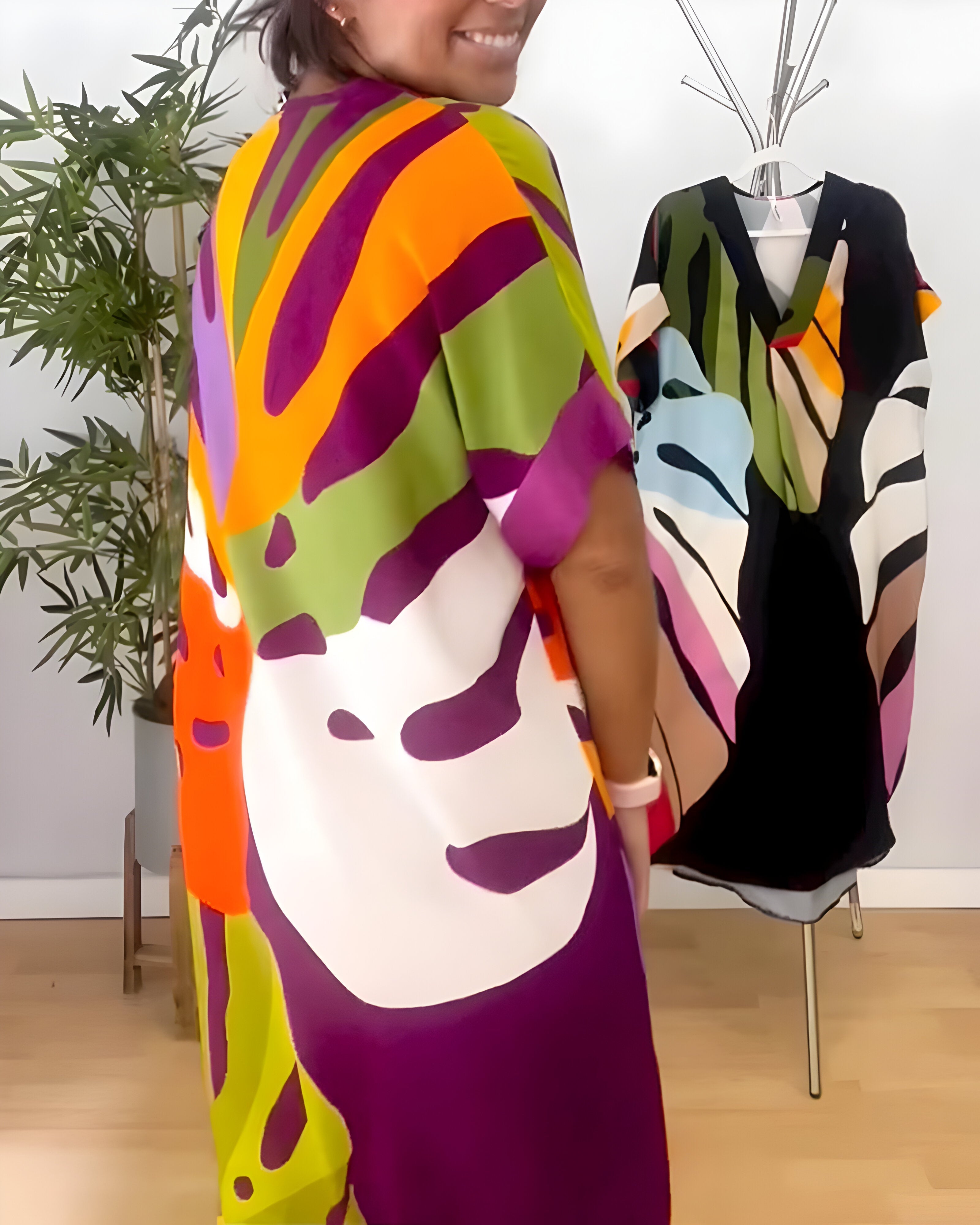 Rianna - Kleid mit abstraktem Muster