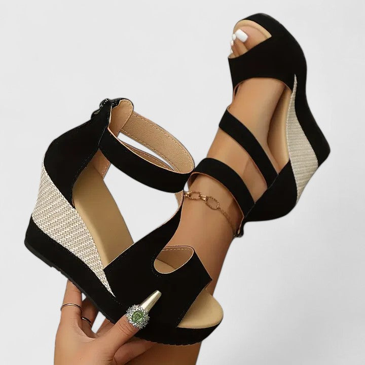 Aviana - Orthopädische Keilsandalen
