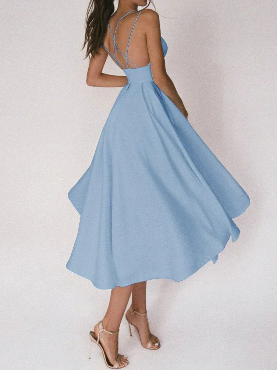 Elara - Elegante minimalistische Kleider