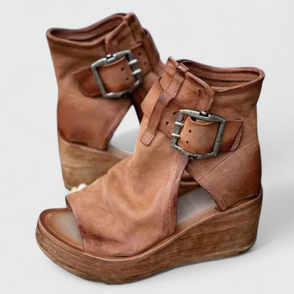 Karline - Klassische Keilsandalen