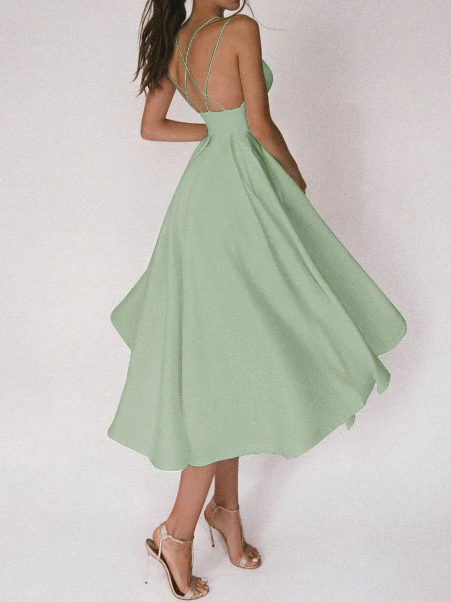 Elara - Elegante minimalistische Kleider