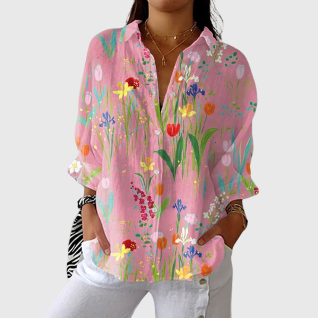 Leichte und farbenfroh bedruckte Bluse