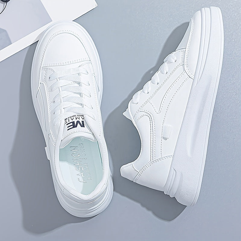 Schicker weißer Sneaker, leichterer Tragekomfort