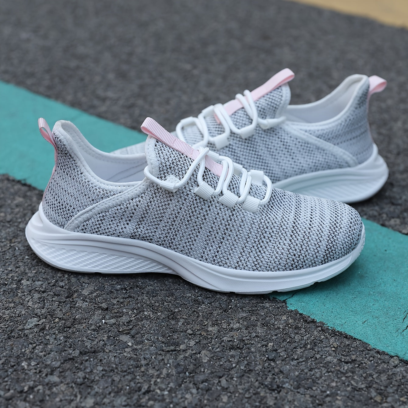 Ultraleichter, stylischer und passgenauer Sneaker