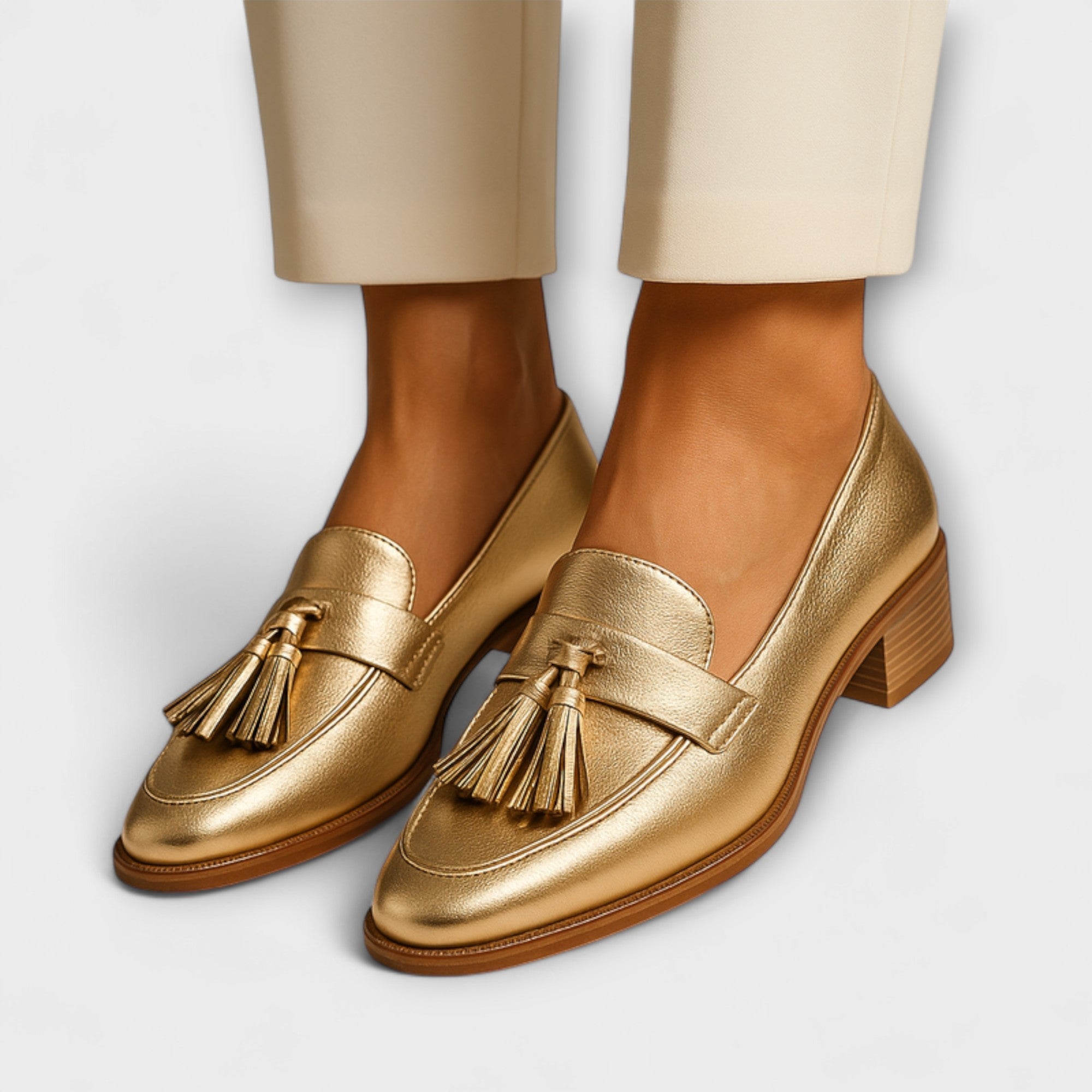 Klothilde - Goldene Quasten-Loafer