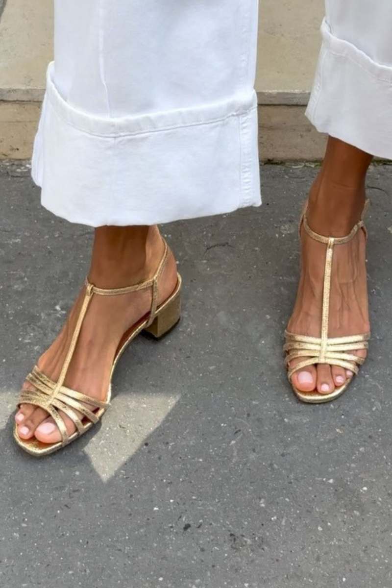 Allegra | Goldene Sandalen - Elegant für den Tag