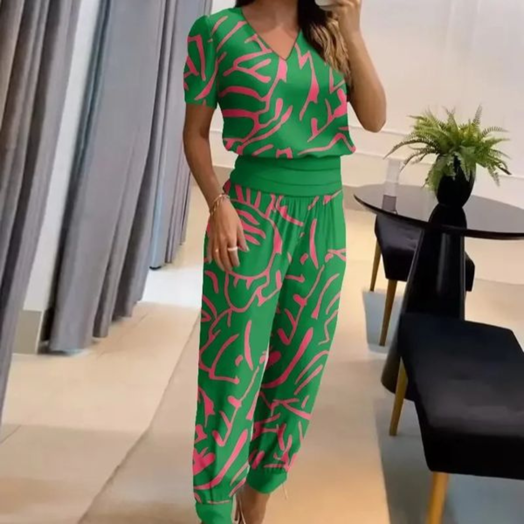 Daphne - Stilvolles, trendiges Outfit