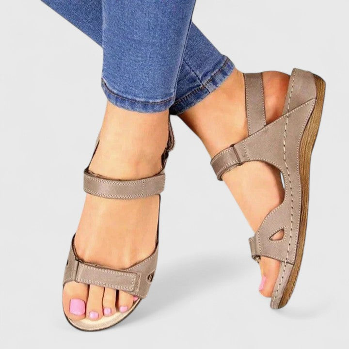 Avrie - Flache Komfort-Sandalen