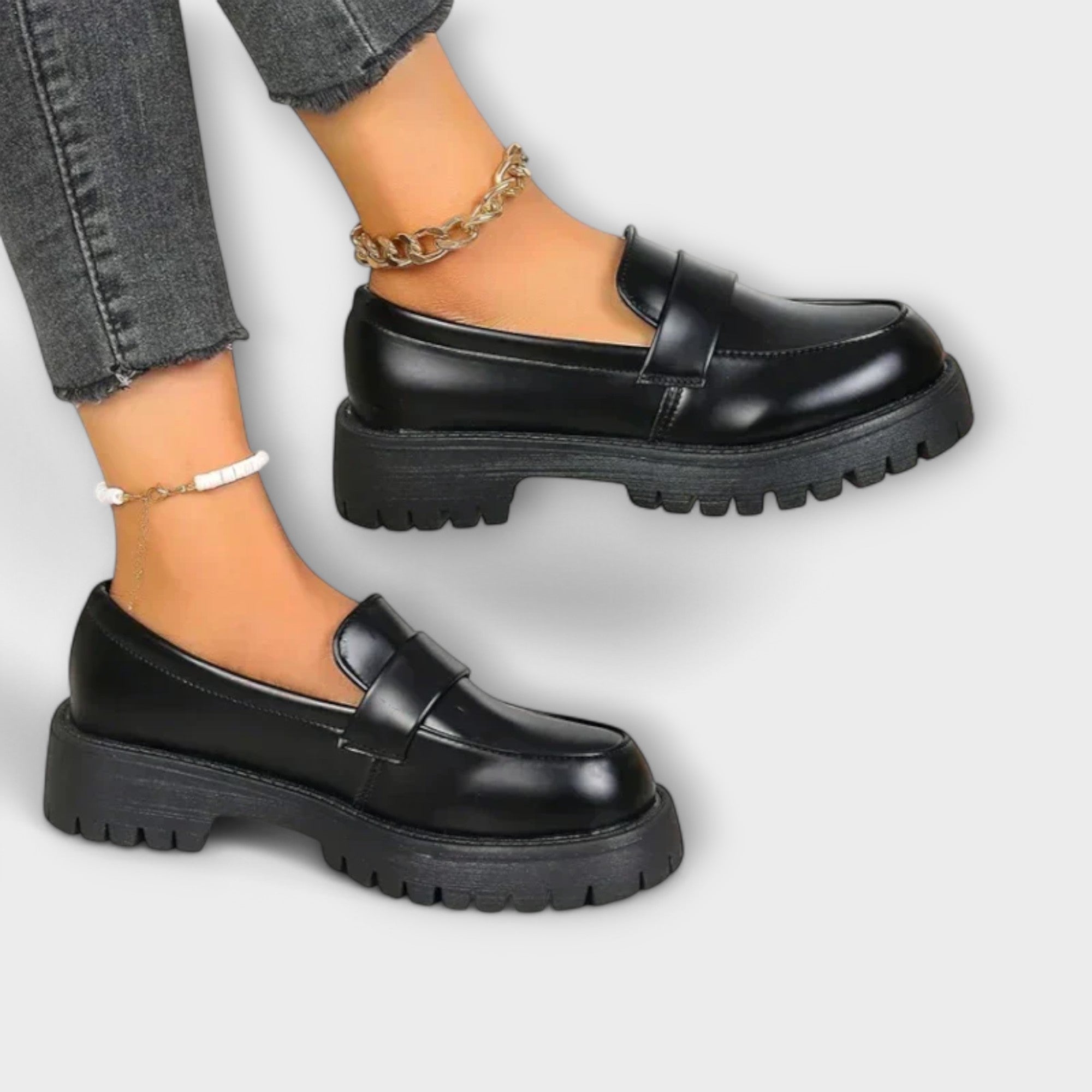 Edelgard - Schwarze Plateau-Loafer