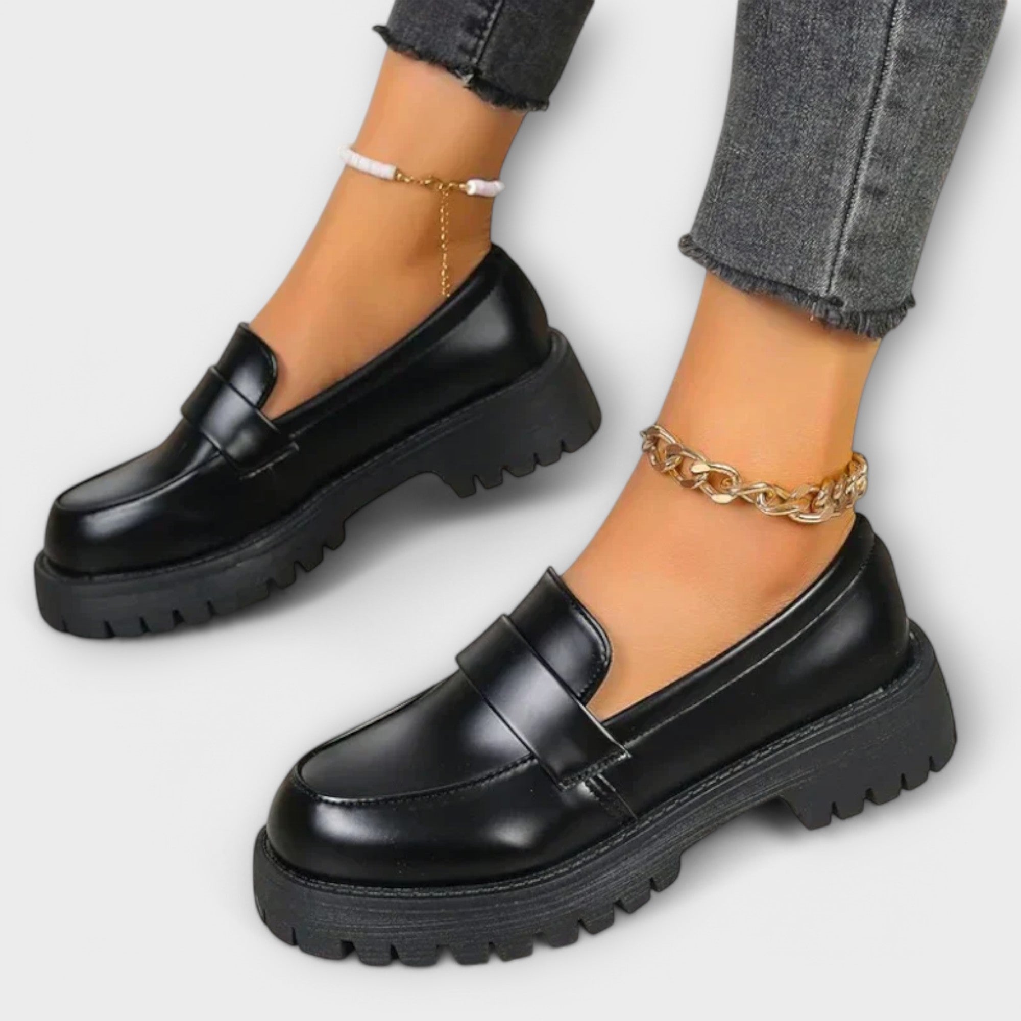 Edelgard - Schwarze Plateau-Loafer