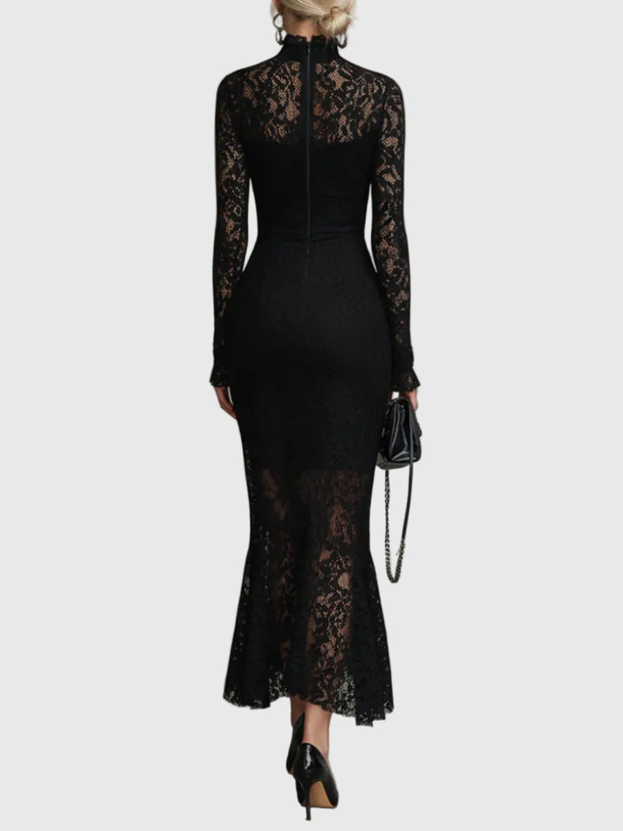 Monica | Elegantes, ausgestelltes Maxikleid aus Spitze