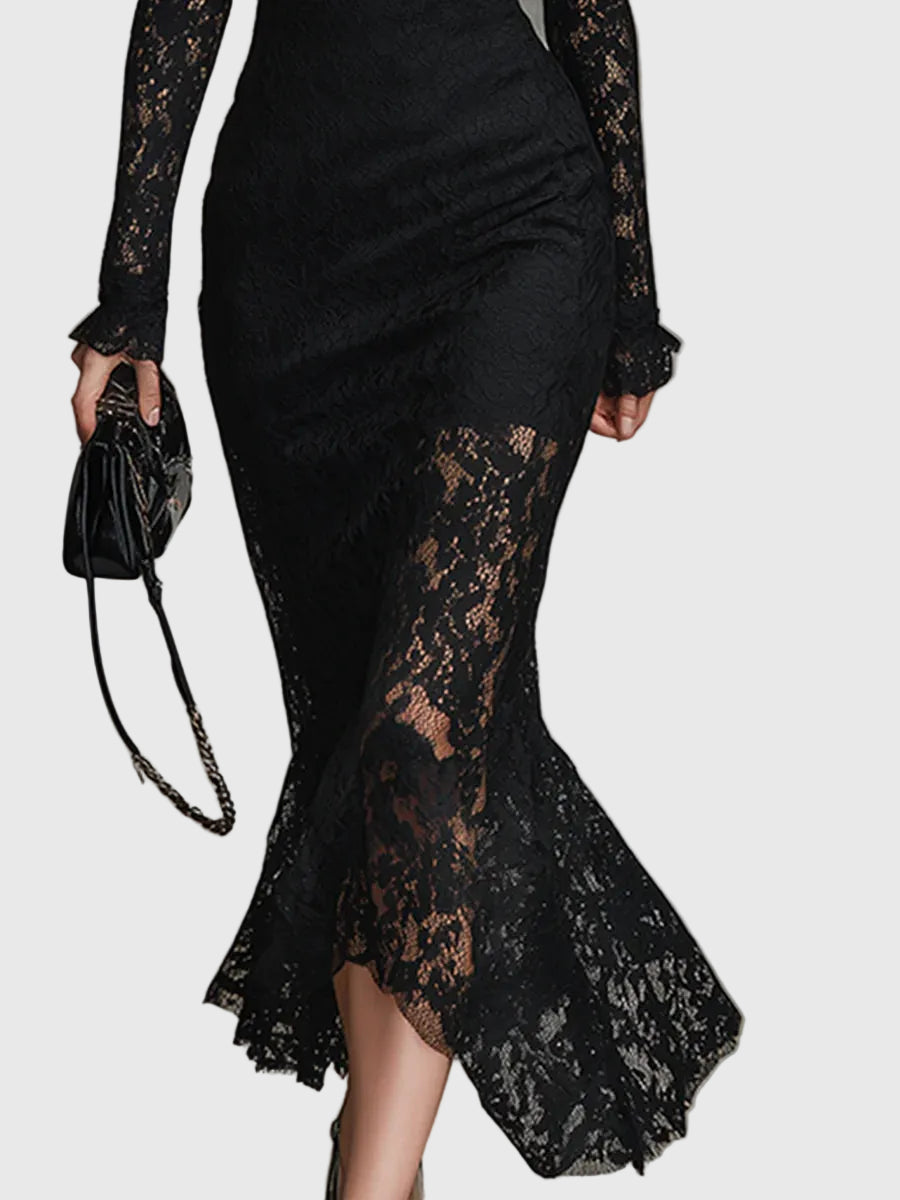 Monica | Elegantes, ausgestelltes Maxikleid aus Spitze