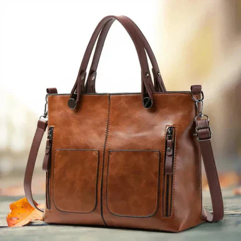 Angela | Alte Handtasche