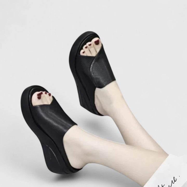 Kora - Orthopädische Keilsandalen