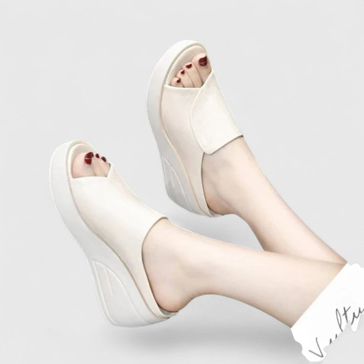 Kora - Orthopädische Keilsandalen