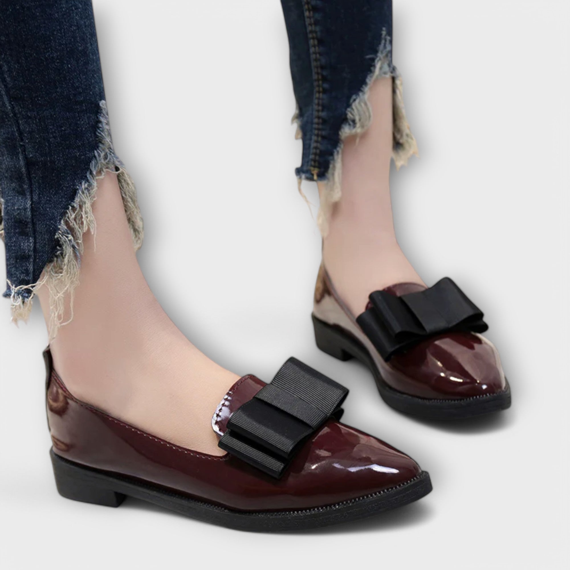 Helga - Burgunderrote Lackleder-Ballerinas mit Schleife