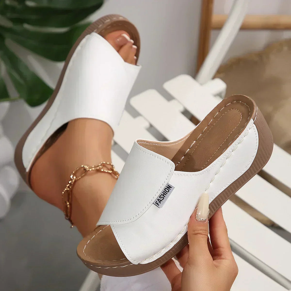 Rumi - Orthopädische Keilsandalen