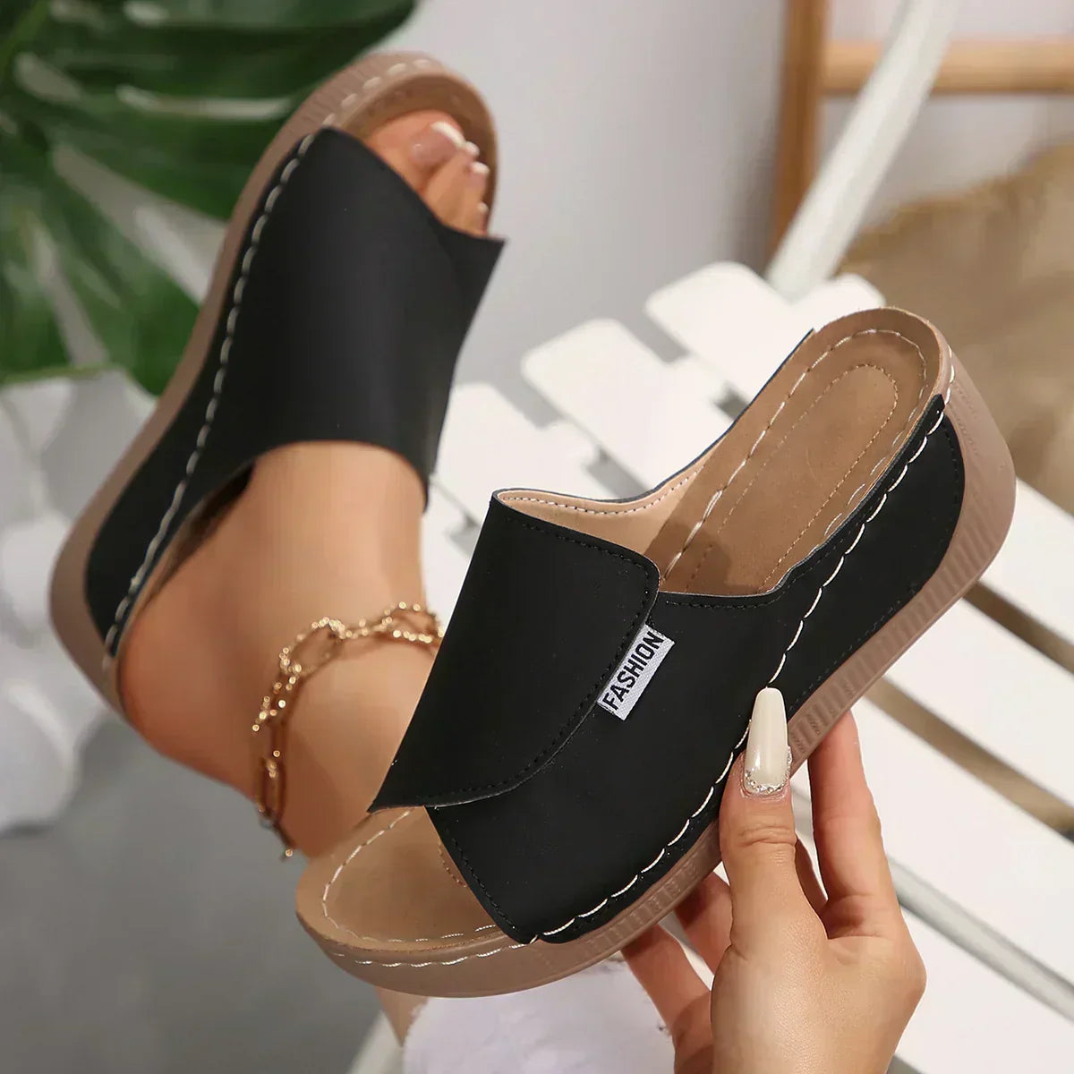 Rumi - Orthopädische Keilsandalen