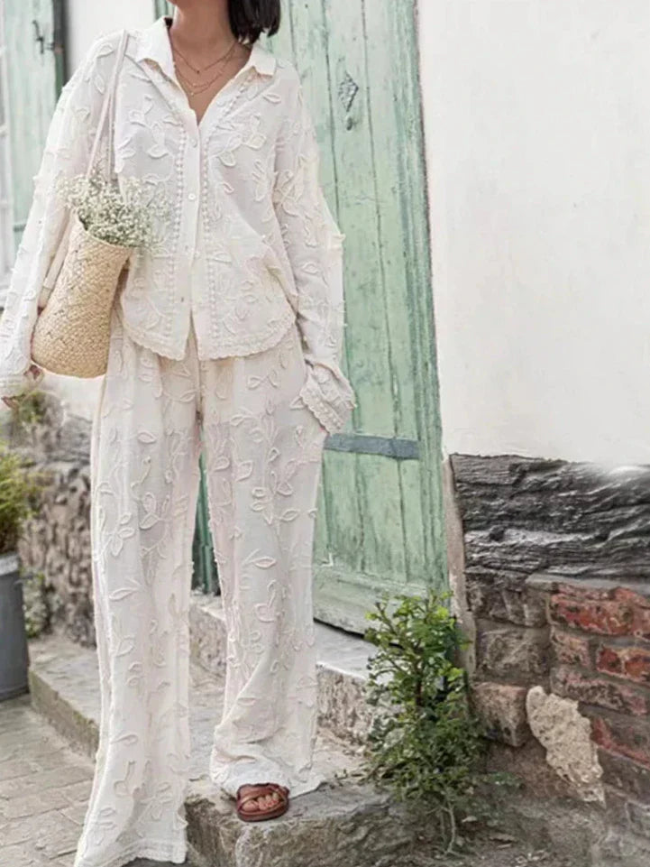 Naomi - Elegantes Freizeitoutfit