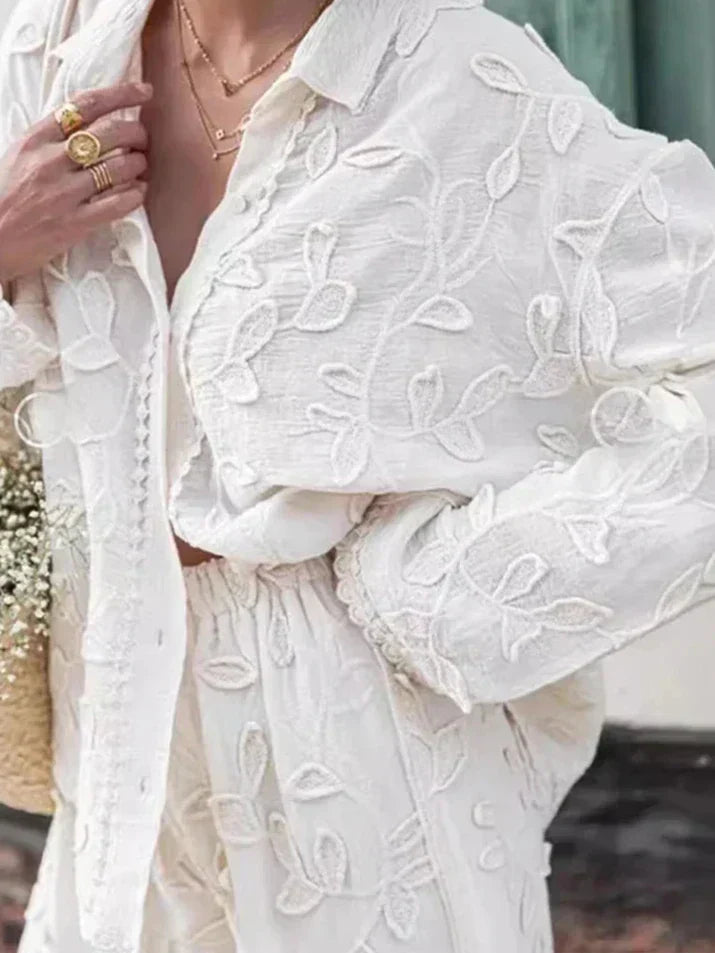 Naomi - Elegantes Freizeitoutfit