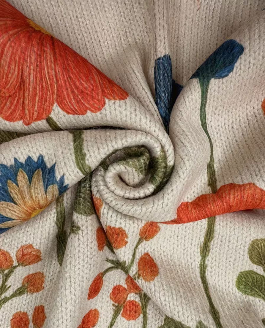 Brianna – Wildblumenfeld-Strickjacke mit Reißverschluss