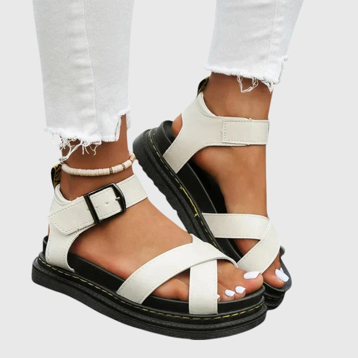 Callan - Elegante orthopädische Sandalen