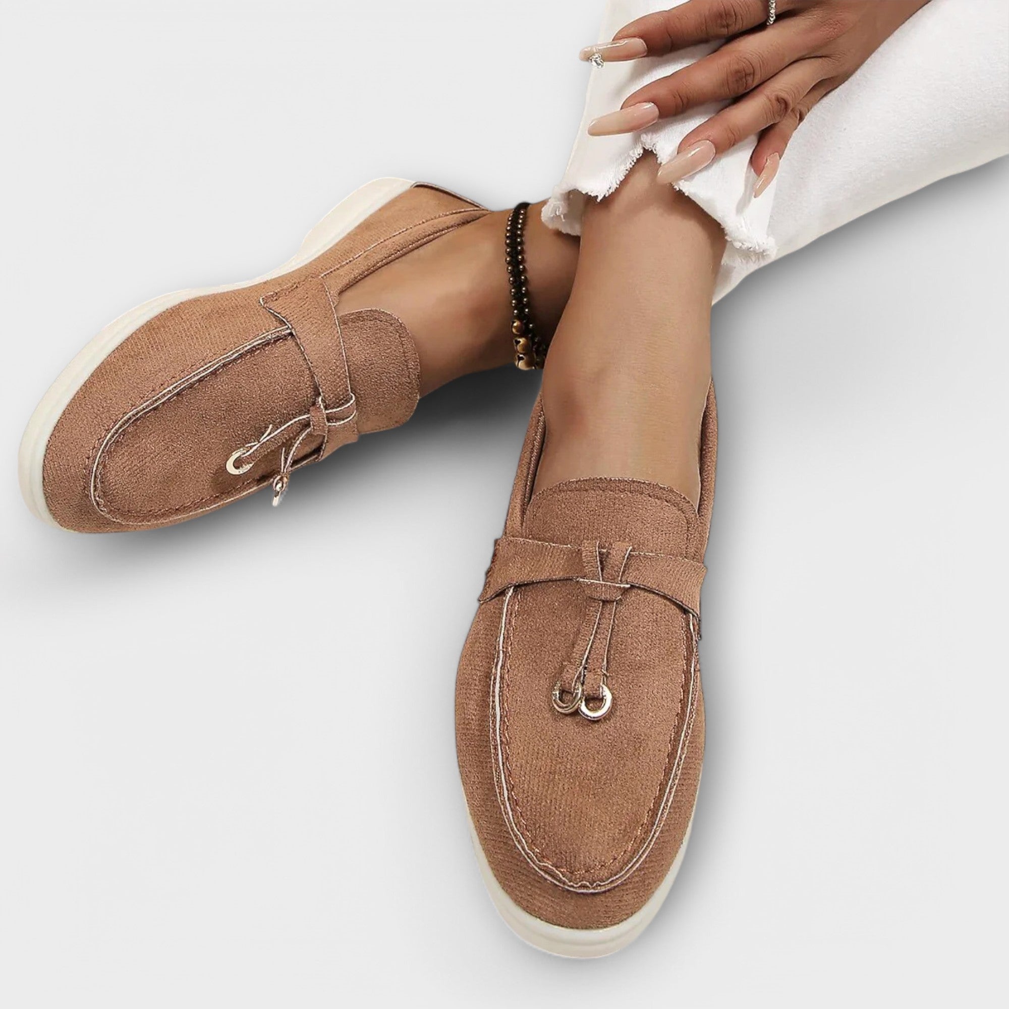 Gerlinde - Elegante beige Hausschuhe