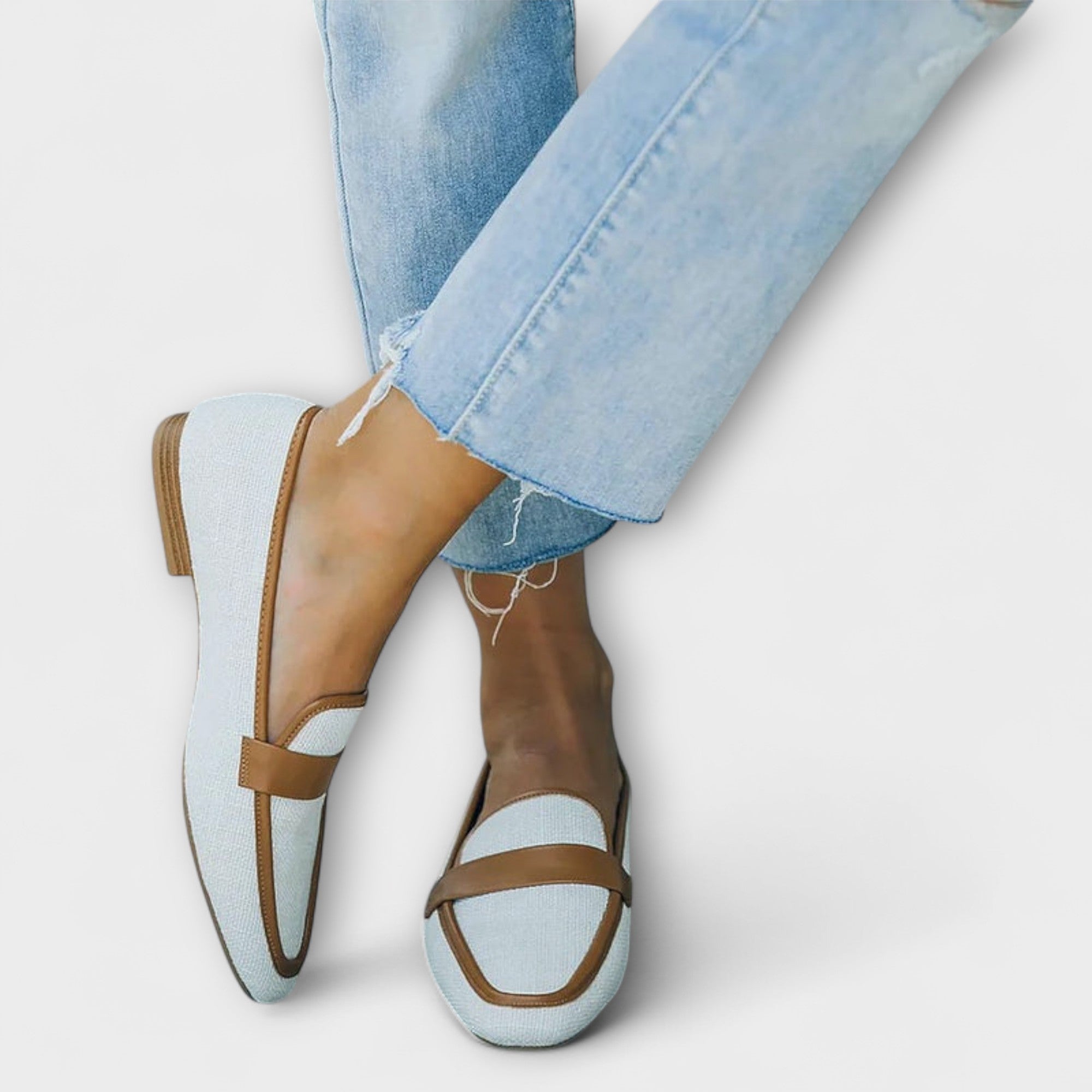 Elfriede - Hellblaue Retro Mary Janes