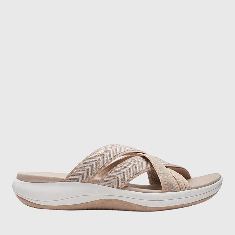 Avia - Helle und weiße Sandalen