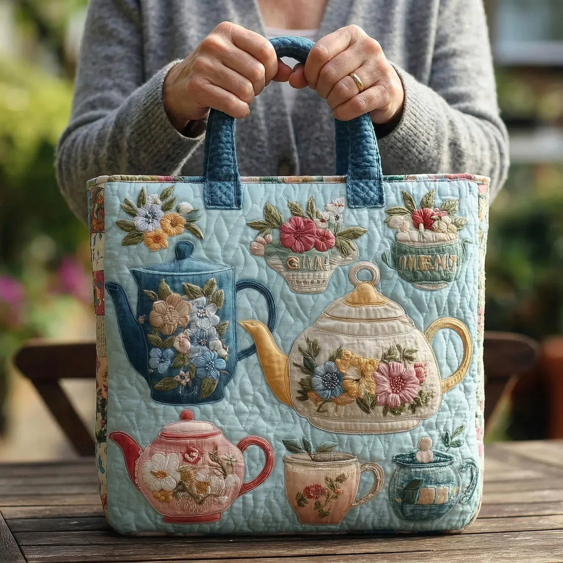 Handgefertigte Tasche - mit Blumenmuster