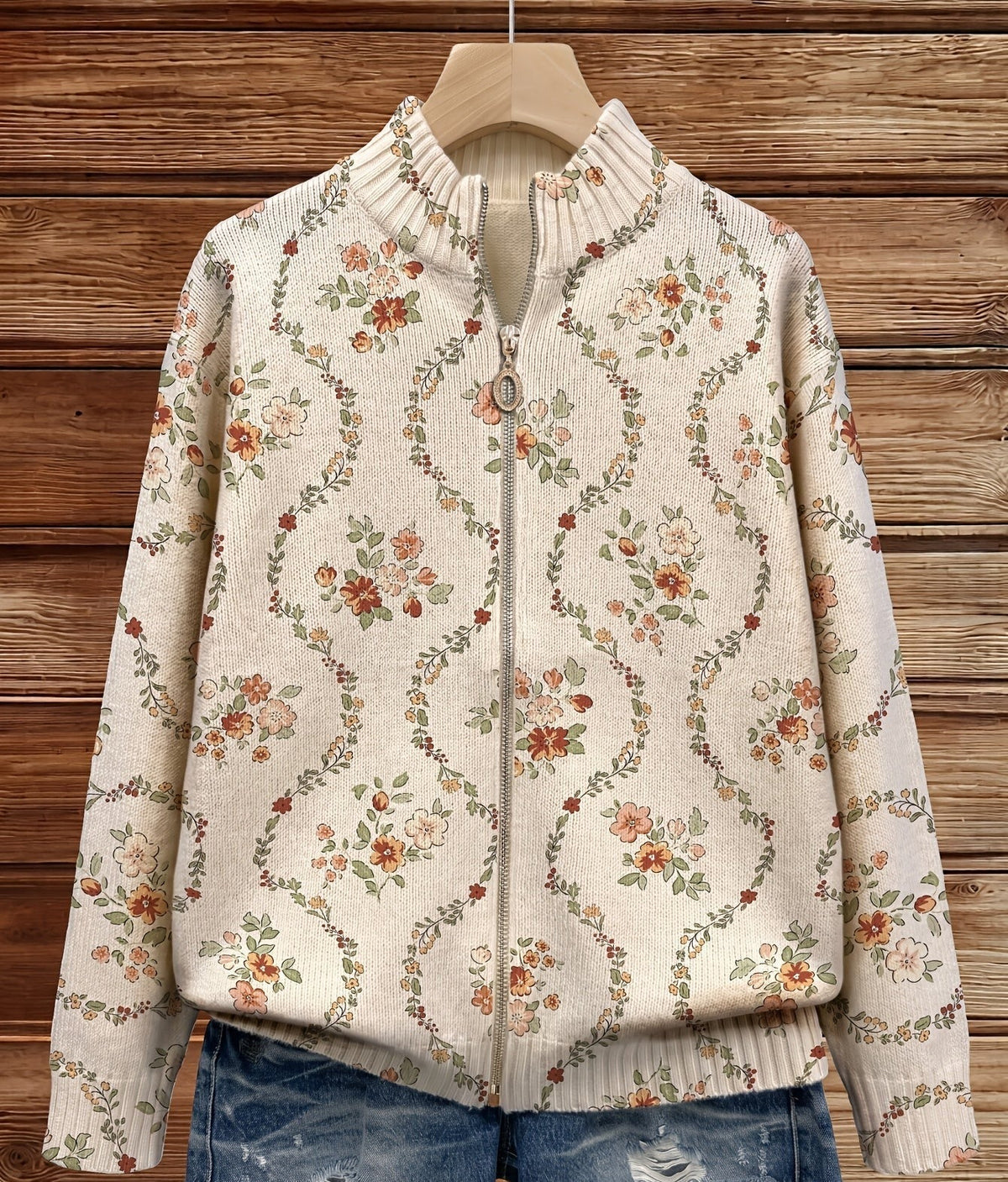Danielle – Zartes florales Rankenmuster in Creme