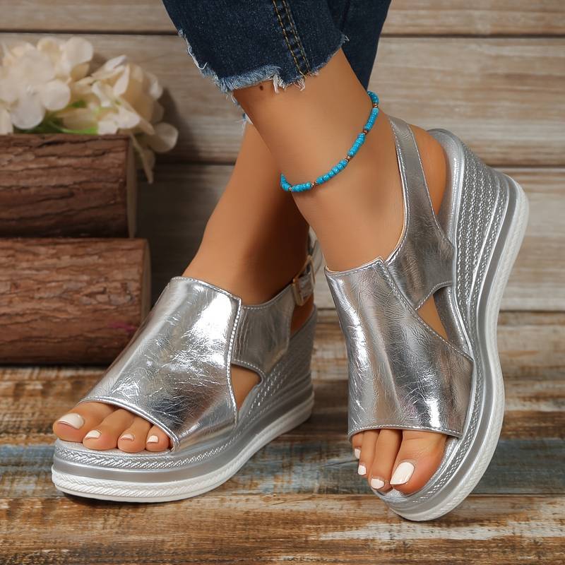 Baylie - Stilvolle Metallic-Sandalen