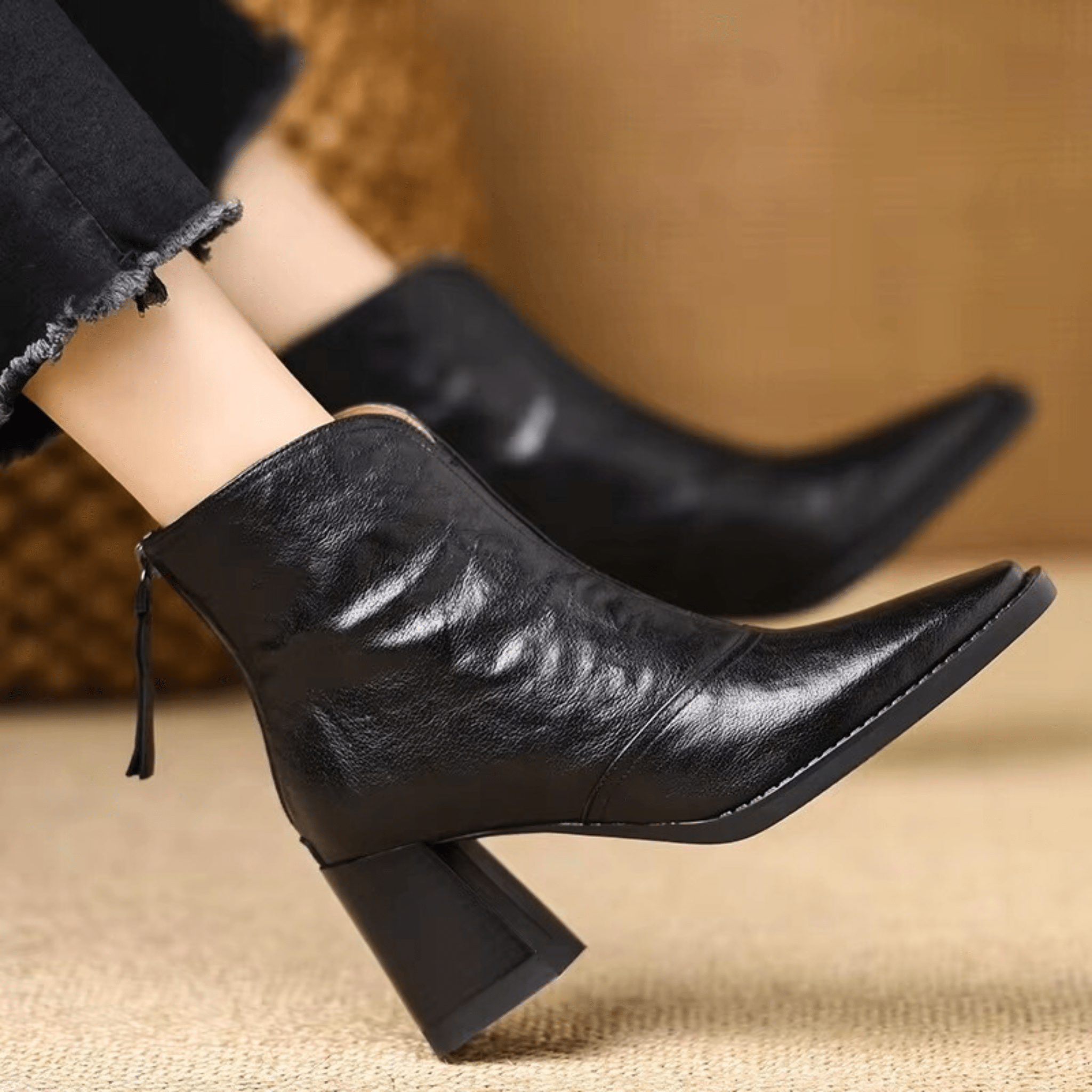 Claudia | Luxuriöse Stiefeletten mit Absatzdach