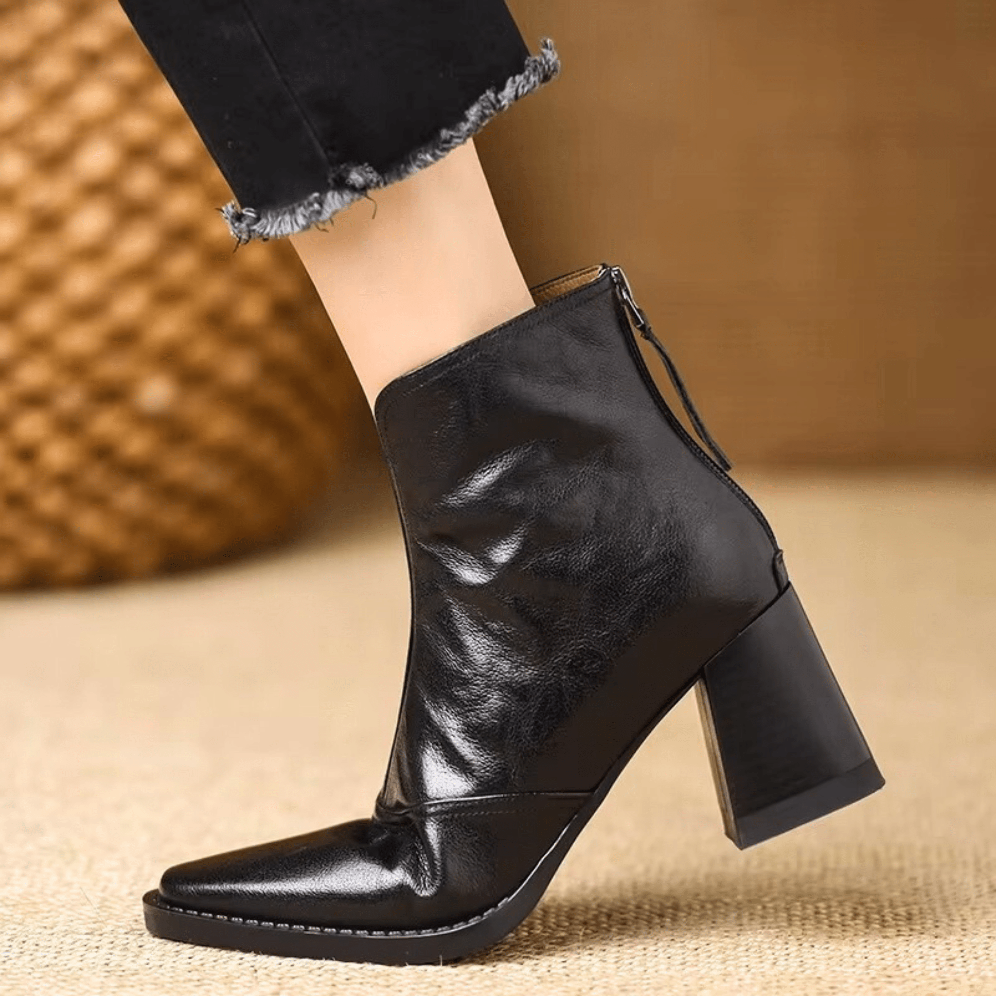 Claudia | Luxuriöse Stiefeletten mit Absatzdach